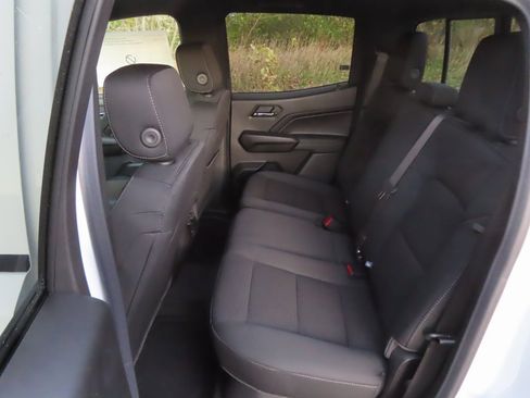 New 2026 Chevrolet Colorado LT image 24