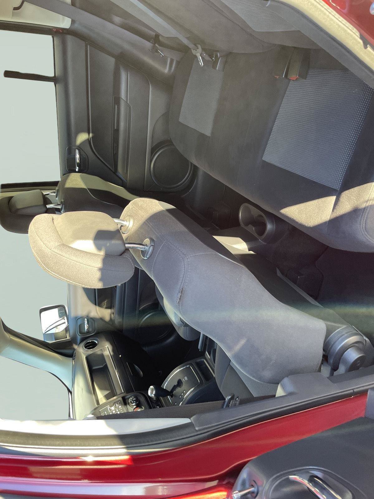 Used 2015 Jeep Patriot Latitude AWD/4WD image 13