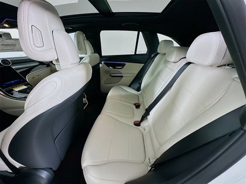 New 2026 Mercedes-Benz GLC 300 4MATIC image 25