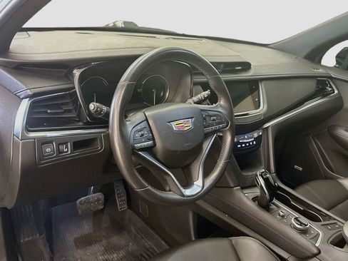 Used 2024 Cadillac XT6 Luxury w/ LPO, Floor Liner Package AWD/4WD image 18
