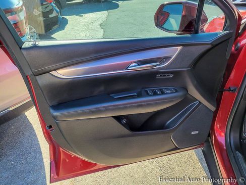 Used 2019 Cadillac XT5 Luxury FWD image 26