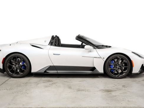 Used 2023 Maserati MC20 Spyder RWD image 42