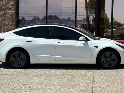 Used 2023 Tesla Model 3 Standard Range RWD image 14