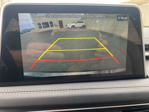 Used 2020 Genesis G70 2.0T w/ Elite Package image 10