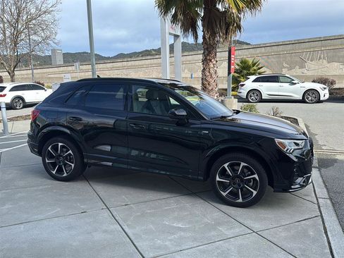 Used 2025 Audi Q3 2.0T Premium Plus w/ Premium Plus Package image 5