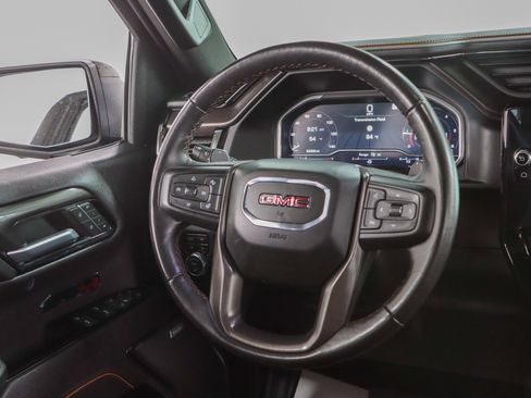 Used 2023 GMC Sierra 1500 AT4 w/ Technology Package AWD/4WD image 13