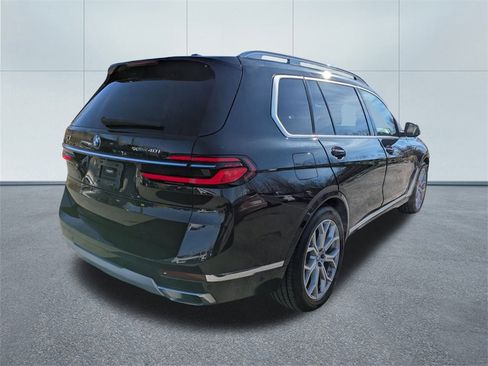 Used 2023 BMW X7 xDrive40i image 3