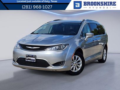 Used 2018 Chrysler Pacifica Touring-L