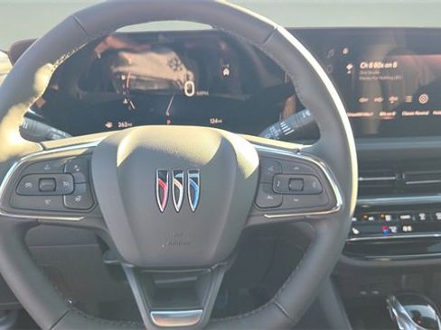 New 2026 Buick Envista Avenir image 11