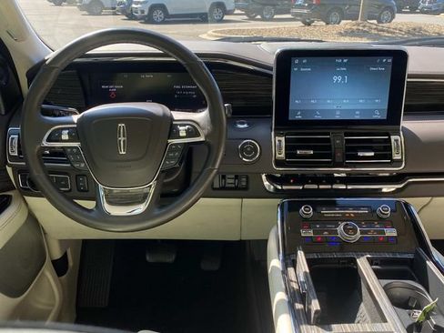 Used 2020 Lincoln Navigator Black Label w/ Cargo Convenience Package AWD/4WD image 8