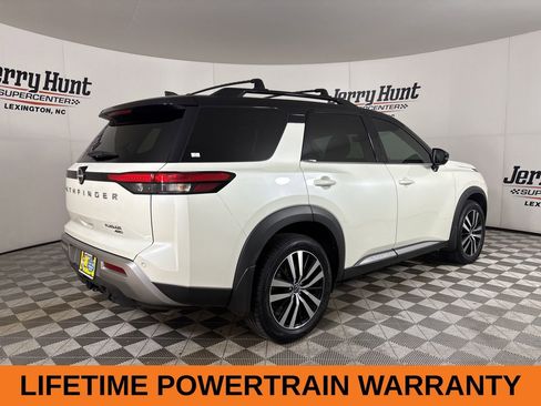 Used 2023 Nissan Pathfinder Platinum w/ Cargo Package AWD/4WD image 5