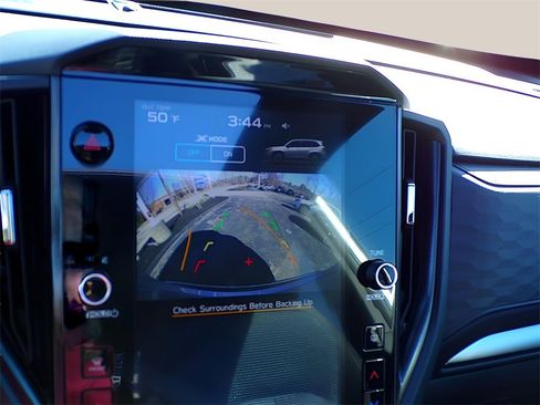 Certified 2025 Subaru Forester Premium image 17