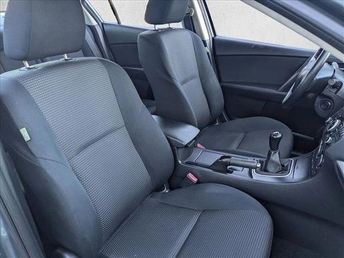 Used 2013 MAZDA MAZDA3 i Touring image 18