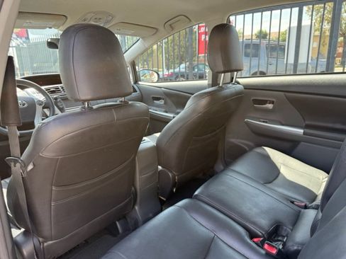 Used 2012 Toyota Prius V Three FWD image 12