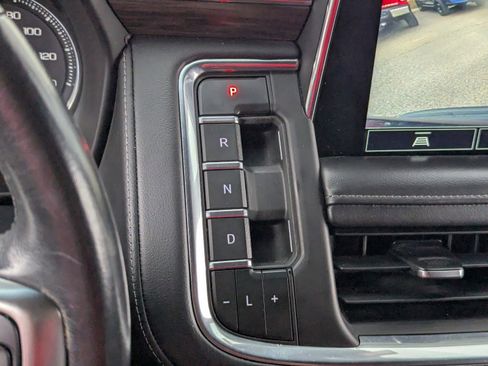 Used 2021 Chevrolet Tahoe LT image 30