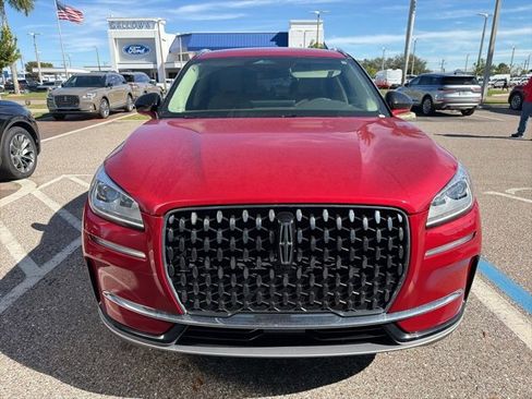 Used 2023 Lincoln Corsair Reserve image 2