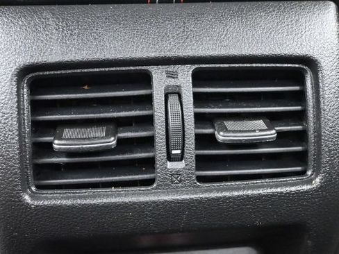 Used 2023 Nissan Altima 2.0 SR FWD image 16