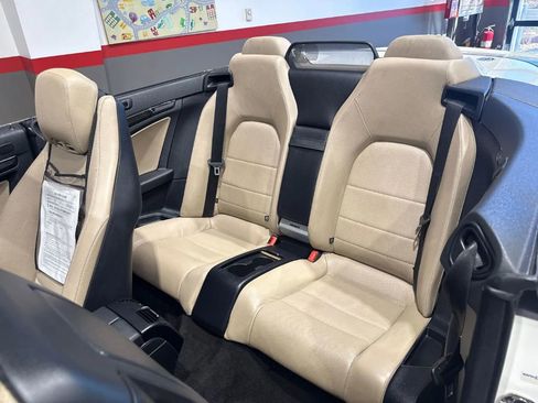 Used 2011 Mercedes-Benz E 550 Cabriolet image 13