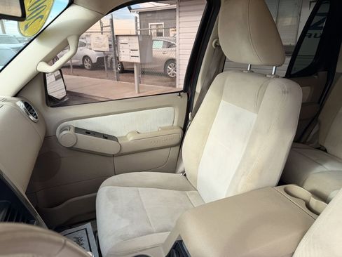 Used 2009 Ford Explorer Sport Trac XLT image 15