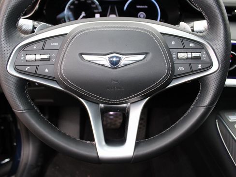 Used 2023 Genesis GV70 2.5T w/ Sport Prestige Package image 11