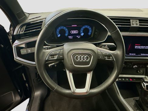 Used 2023 Audi Q3 2.0T Premium w/ Convenience Package AWD/4WD image 18