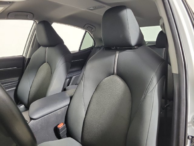 Used 2024 Toyota Camry LE FWD image 20