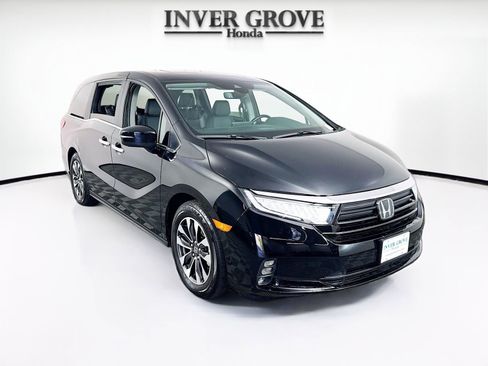 Used 2024 Honda Odyssey EX-L image 3