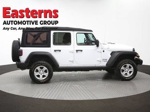 Used 2018 Jeep Wrangler Unlimited Sport S AWD/4WD image 43