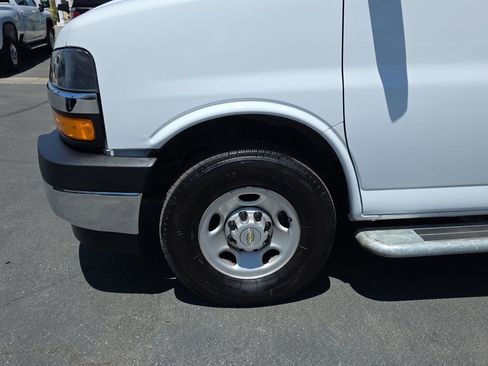 Used 2024 Chevrolet Express 2500 w/ Driver Convenience Package RWD image 32