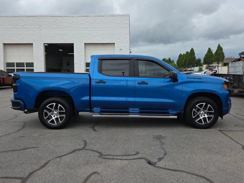 Used 2022 Chevrolet Silverado 1500 Custom RWD image 15