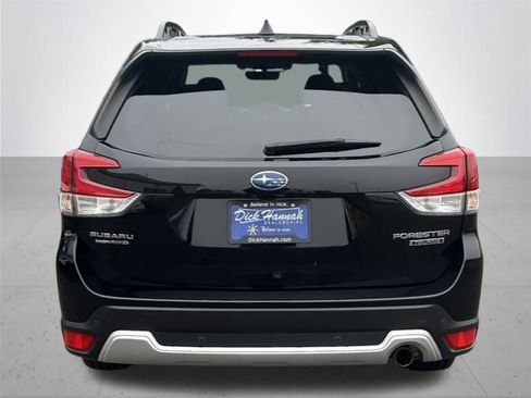 Used 2019 Subaru Forester Touring image 8