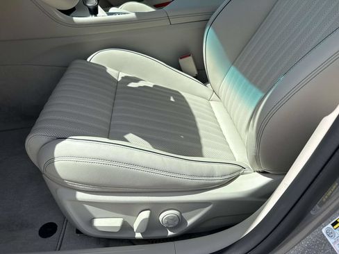 Used 2026 Genesis G70 2.5T Prestige RWD image 19