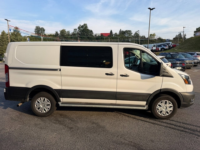 Certified 2025 Ford Transit 250 Low Roof w/ Exterior Upgrade Package RWD image 9