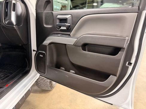 Used 2017 Chevrolet Silverado 2500 LTZ w/ Duramax Plus Package AWD/4WD image 21