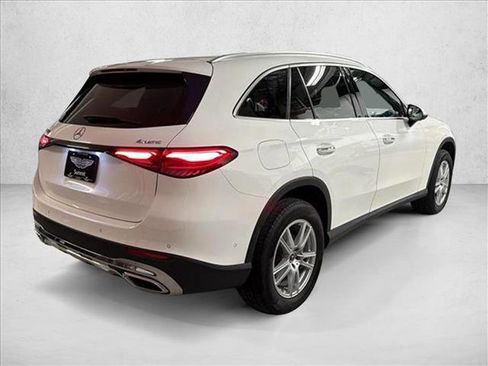 Used 2023 Mercedes-Benz GLC 300 4MATIC image 7