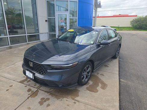 Certified 2023 Honda Accord EX image 7