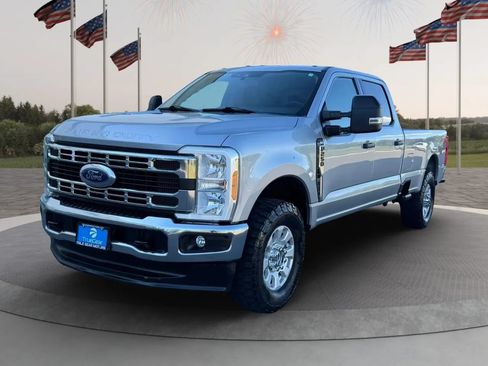 Used 2023 Ford F250 XLT w/ FX4 Off-Road Package AWD/4WD image 1
