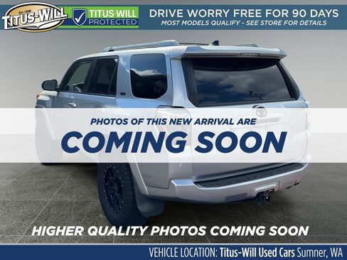Used 2016 Toyota 4Runner SR5 RWD image 3