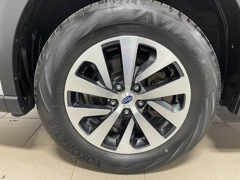 Used 2024 Subaru Outback AWD/4WD image 7