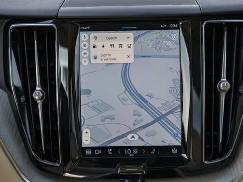 Certified 2023 Volvo XC60 T8 Plus image 22