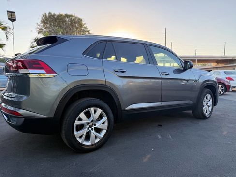 Used 2021 Volkswagen Atlas Cross Sport S image 10