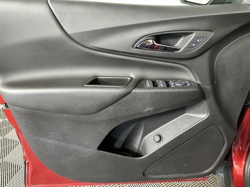 Certified 2024 Chevrolet Equinox LT w/ LPO, Floor Liner Package FWD image 23