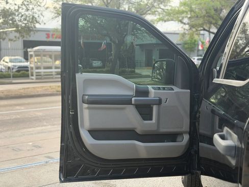 Used 2020 Ford F150 XLT RWD image 6