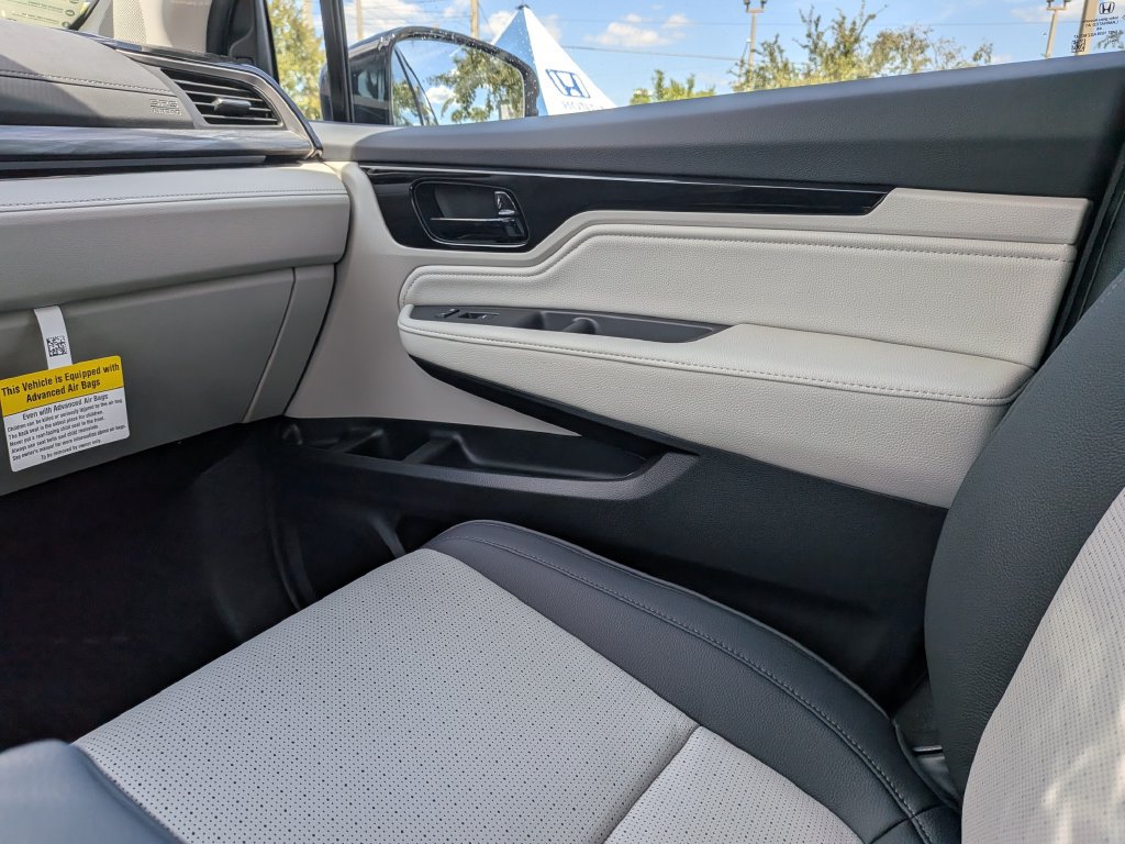 New 2027 Honda Odyssey Elite image 15