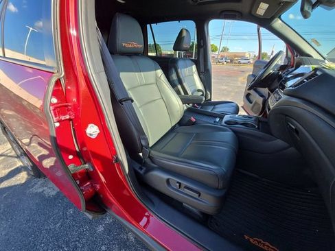 Used 2023 Honda Passport TrailSport image 24