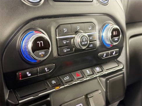 Used 2020 GMC Sierra 1500 SLE w/ SLE Value Package image 15