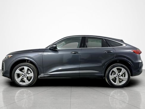 New 2025 Audi Q5 Premium Plus image 3