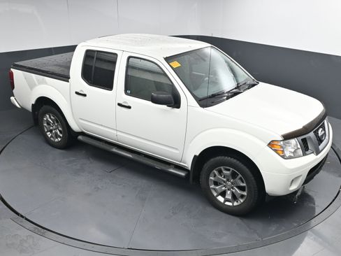 Used 2021 Nissan Frontier SV image 33