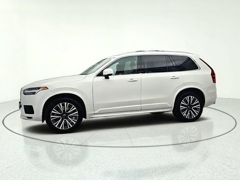 Used 2020 Volvo XC90 T5 Momentum w/ Protection Package AWD/4WD image 3