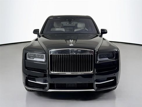 Used 2019 Rolls-Royce Cullinan image 12